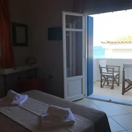 Castri Village Kythira Quality * Agia Pelagia (Kythira)